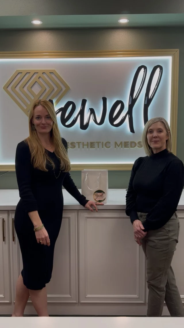 As promised, we’re celebrating 1,000 followers with a special giveaway! 🎉
Congratulations @this_bish_24_7 you’ve won a $250 gift certificate to use toward any service or products here! Plus, we’re giving you an extra $100 gift certificate to share with someone who’s never been here before because everything is better with friends! 💕

Thank you all for your love and support and here’s to the next 1,000! 🥂

#jewellaestheticmedspaeugeneoregon #hillaryjewellnpeugeneoregon #eugene #eugeneoregon #medspaeugeneoregon #medspa #hydrafacial #botox #dysport #juvederm #skincare #halo #bblforeveryoung #sciton #bbl #sofwave #skintightening #skinfirming #obagiskincare #skinmedica #injectables #skintexture #skinmedica #obagi #restylane #skincare #JAMS #lipfiller #laserhairremoval